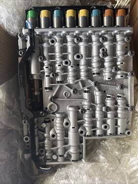 1068427229 Bmw Bosch 07-10 X5 4.8l N62 Engine Transmission Valve Body Mechatronic A065