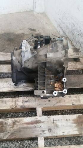 R5018922aj Dodge Used Automatic Transmission Assembly Fits 2004 Stratus At Sdn 2.7 Grade A