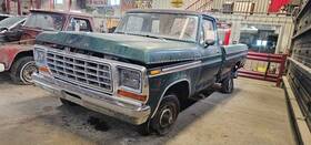 412.fd8b78 Ford Truck Transfer Case Assembly Fits 1978 F100 1163475