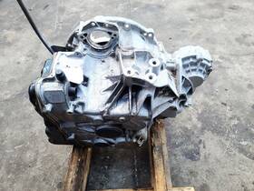 31000-5ds2a Infiniti 17-19 Qx30 2.0l Awd Automatic Transmission Gearbox Oem