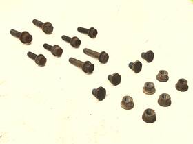 R5179247ad Jeep 05-06 Liberty Set Bolts For Transmission Bellhousing Hardware Factory 3.7l 4x4