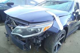 Lkq403379961 Kia 430002d081 2016 Optima Automatic Transmission Oem 75k Miles - Lkq403379961 Kia 430002d081 2016 Optima Automatic Transmission Oem 75k Miles -