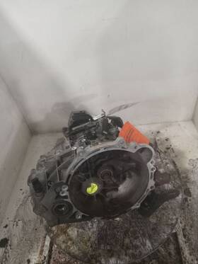 4300032340 Kia Manual Transmission 2.0l Fits 10 Forte 674135