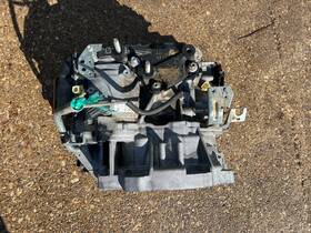 Fs5a-el Mazda T525c 5 Speed Automatic Transmission Oem