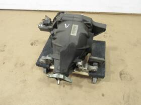 2133500311 Mercedes 18-20 E63 S W213 2018 Rear Axle Locking Differential Carrier 5