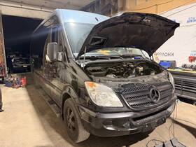 Mercedes-benz A9062700700 5 Speed 4x2 Automatic Transmission Assembly At For 07-18 Sprinter 2500 3500 W906