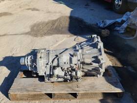 310209ge2d Nissan 12-13 Armada 5.6l Rwd Automatic Transmission A / T Gear Box Assembly Oem