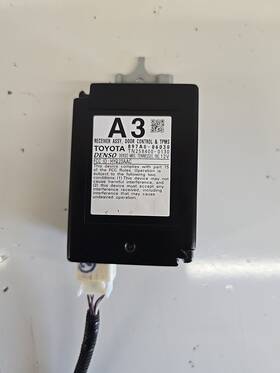 897a0-06030 Toyota 2012-2017 Camry Door Control Receiver Module Oem